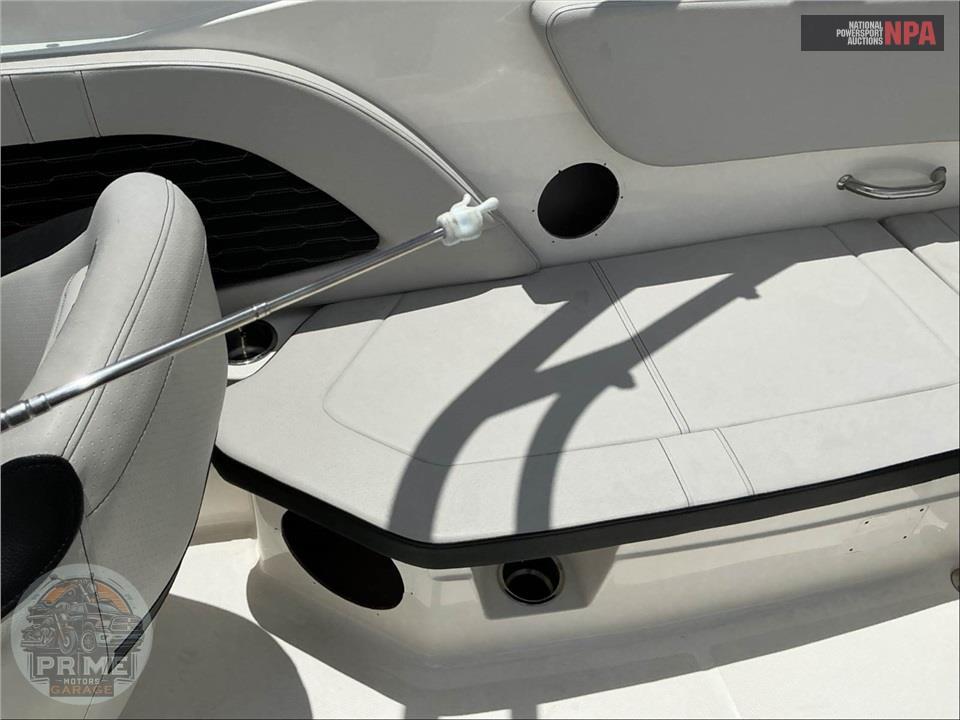 2025 Sea Ray Boats SPX 230(*) SPX SERIES L=24/E=1-200HP MERCURY OB — фото 23