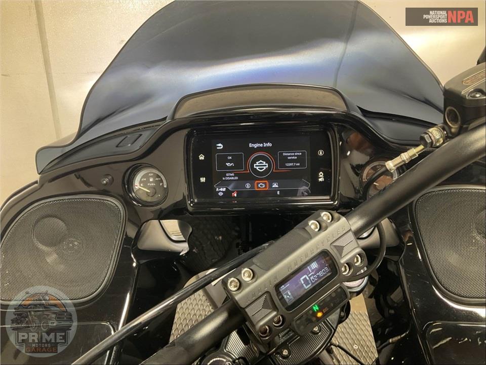 2021 Harley-Davidson FLTRK ROAD GLIDE LIMITED — фото 5