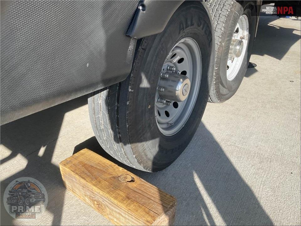 2019 Voltage M-3655 - TOY HAULER TOY HAULER SERIES — фото 41