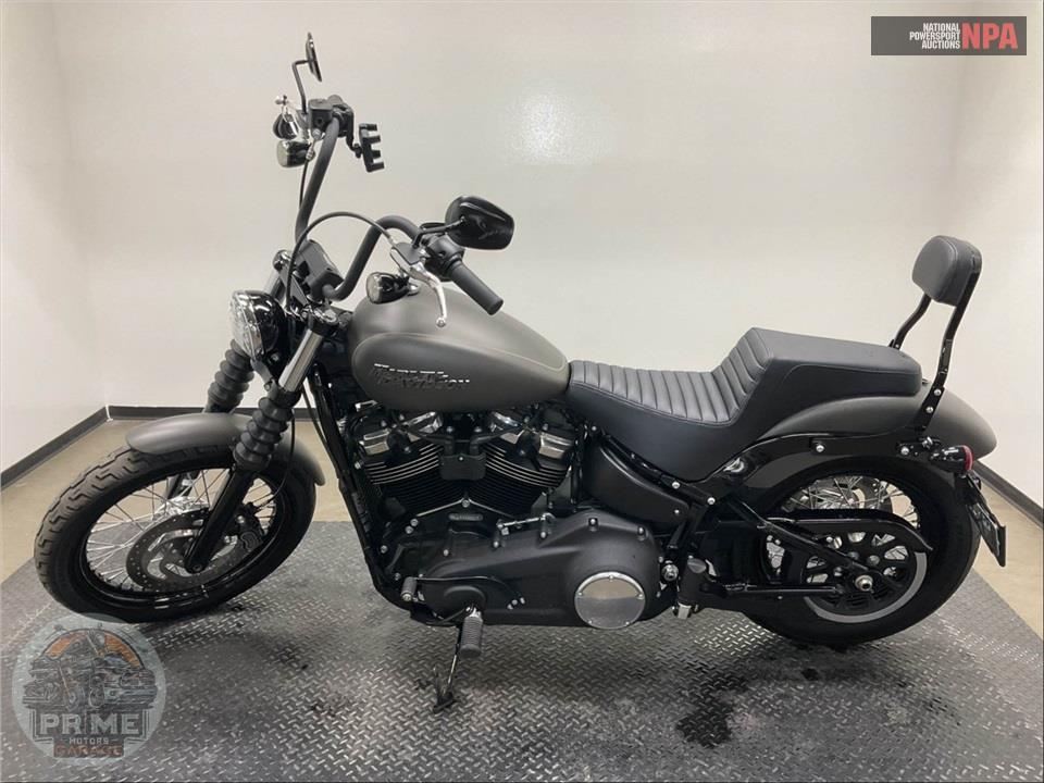 2019 Harley-Davidson FXBB STREET BOB — фото 3