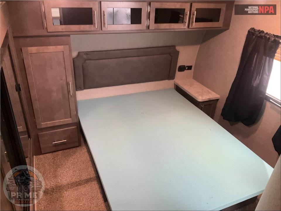 2019 Flagstaff By Forest River M-524LWS - SUPER LITE FIFTH WHEEL SERIES — фото 12