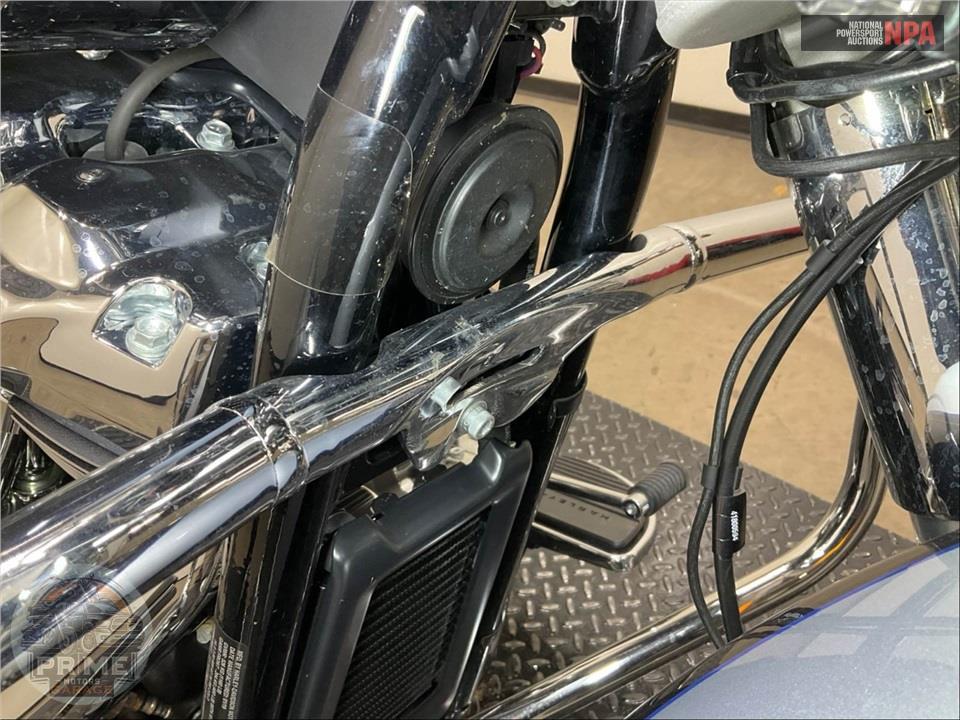 2019 Harley-Davidson FLDE DELUXE — фото 11