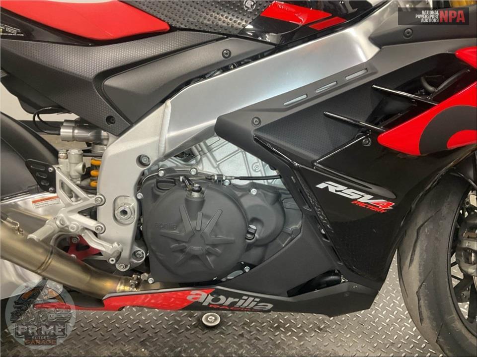 2022 Aprilia RSV4 FACTORY 1100 — фото 6