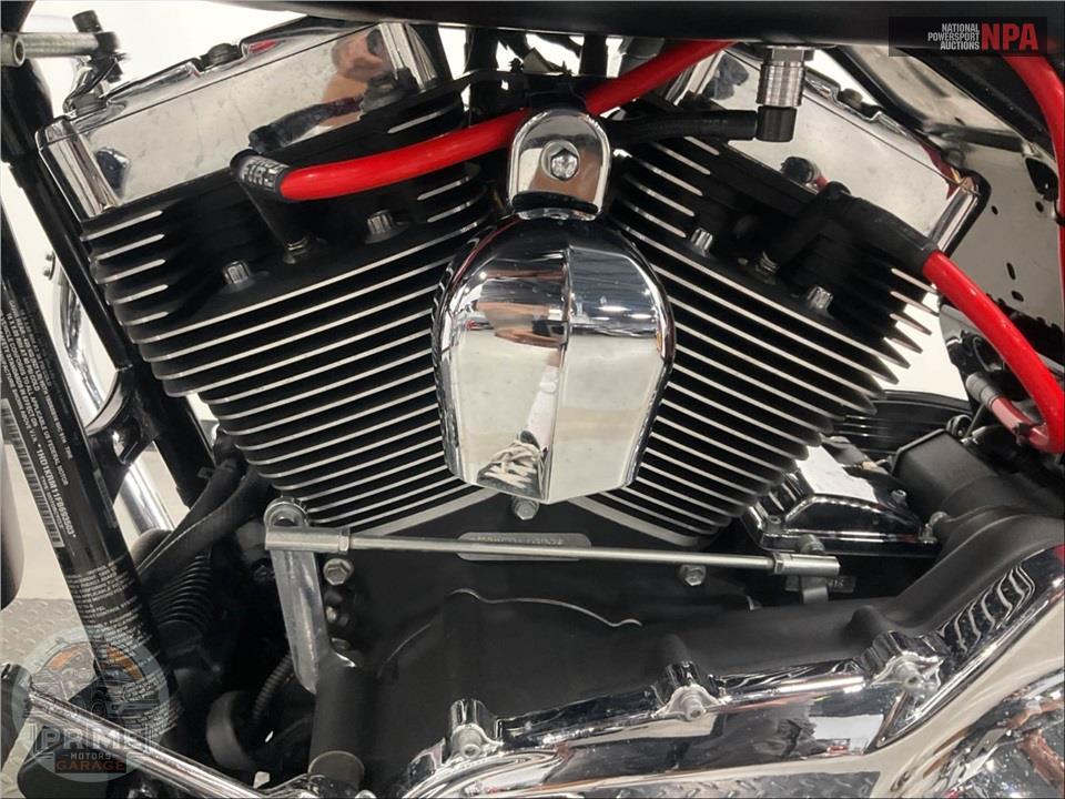2015 Harley-Davidson FLHXS STREET GLIDE SPECIAL — фото 7