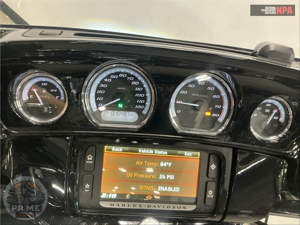 2016 Harley-Davidson FLHTK ELECTRA GLIDE ULTRA LIMITED — фото 5