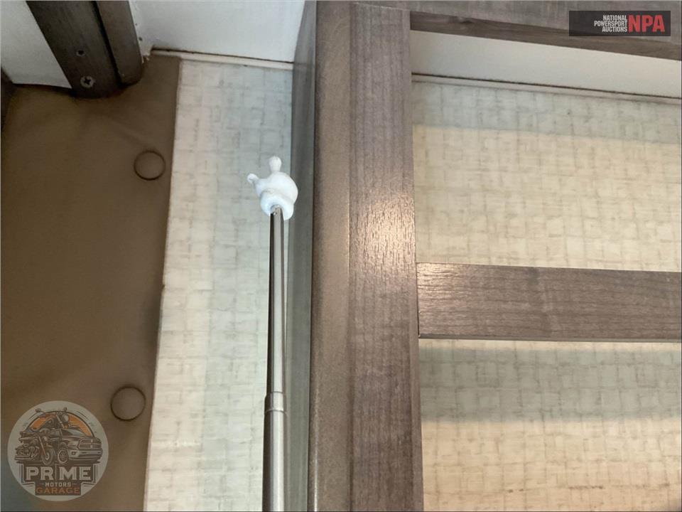 2017 Winnebago M-23A FORD - FUSE SERIES — фото 14