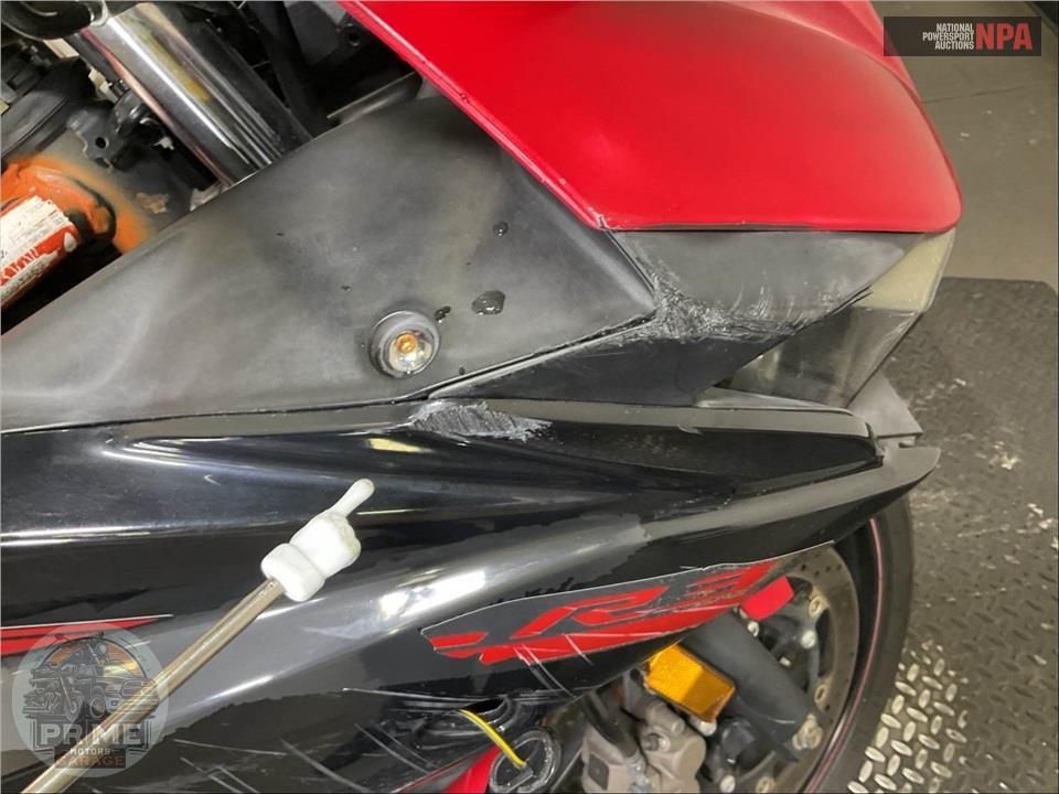 2015 Yamaha YZF-R3 — фото 19