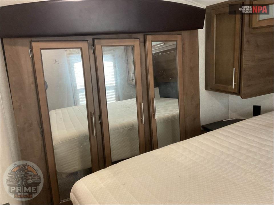 2018 Keystone Rv M-28 SGS - COUGAR FIFTH WHEEL SERIES — фото 13