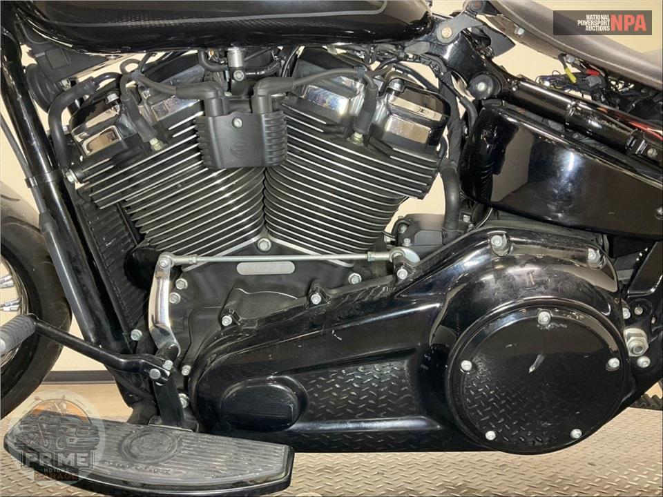 2018 Harley-Davidson FLHC HERITAGE CLASSIC — фото 7