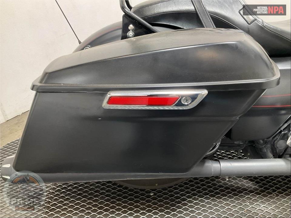 2015 Harley-Davidson FLTRXS ROAD GLIDE SPECIAL — фото 19