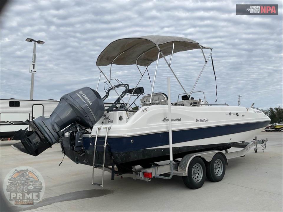 2015 Hurricane Boat SUNDECK SPORT 231 L=23/E=1-150HP YAMAHA OB — фото 4