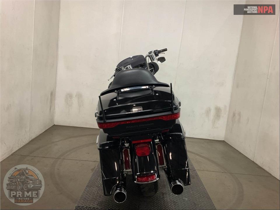 2016 Harley-Davidson FLHTK ELECTRA GLIDE ULTRA LIMITED — фото 4