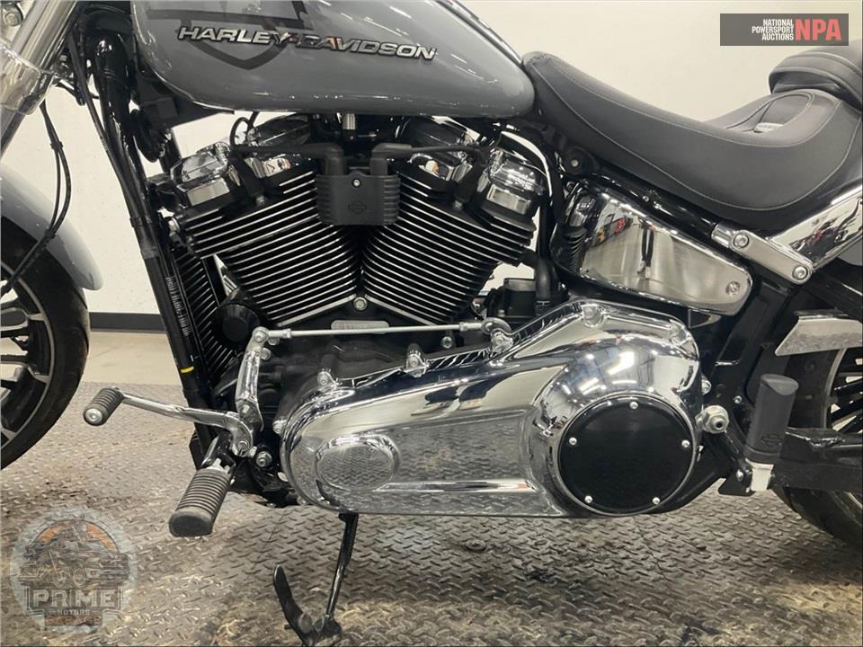 2026 Harley-Davidson FXBR BREAKOUT — фото 7