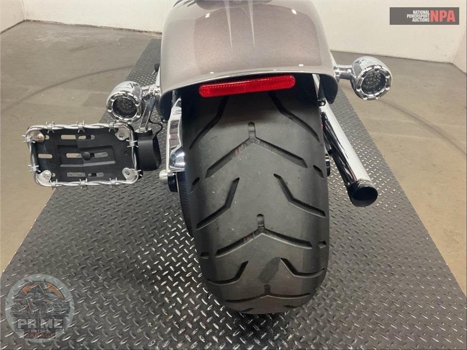 2016 Harley-Davidson FXSB BREAKOUT — фото 17