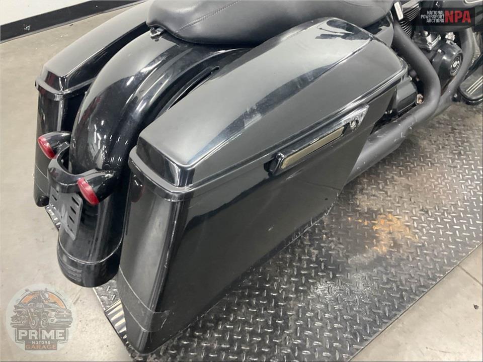 2019 Harley-Davidson FLHXS STREET GLIDE SPECIAL — фото 25