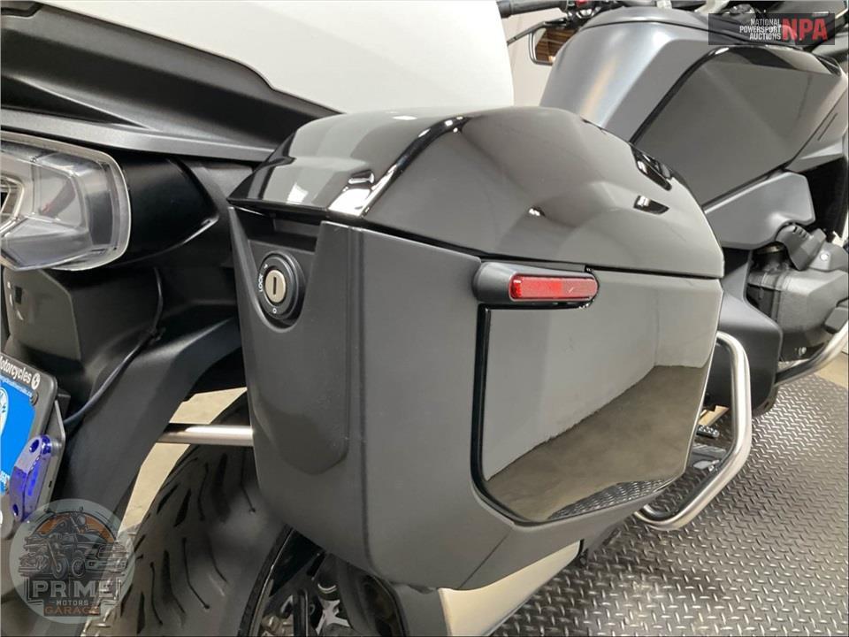 2026 Bmw R1300RT — фото 15