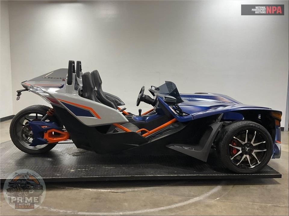 2022 Polaris SLINGSHOT R — фото 1