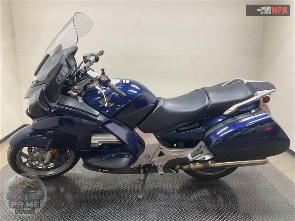 2004 Honda ST1300 A4 ABS — фото 3