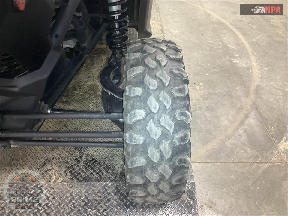 2023 Can-Am MAVERICK X3 MAX DS TURBO 64 (TAN/BLACK) — фото 20