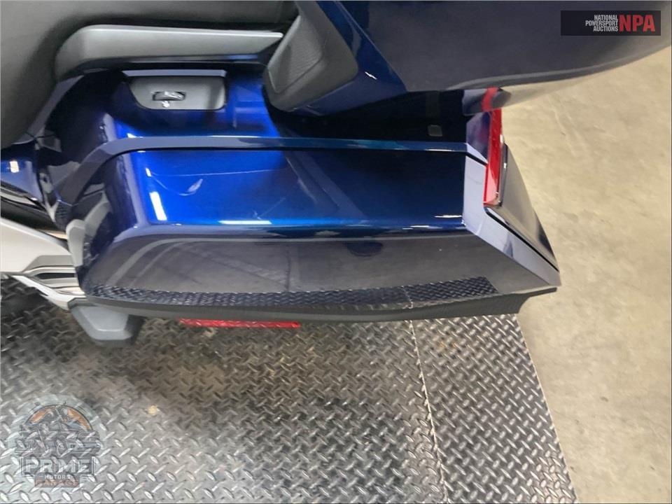 2018 Honda GL1800D GOLDWING TOUR DCT (BLUE) — фото 15