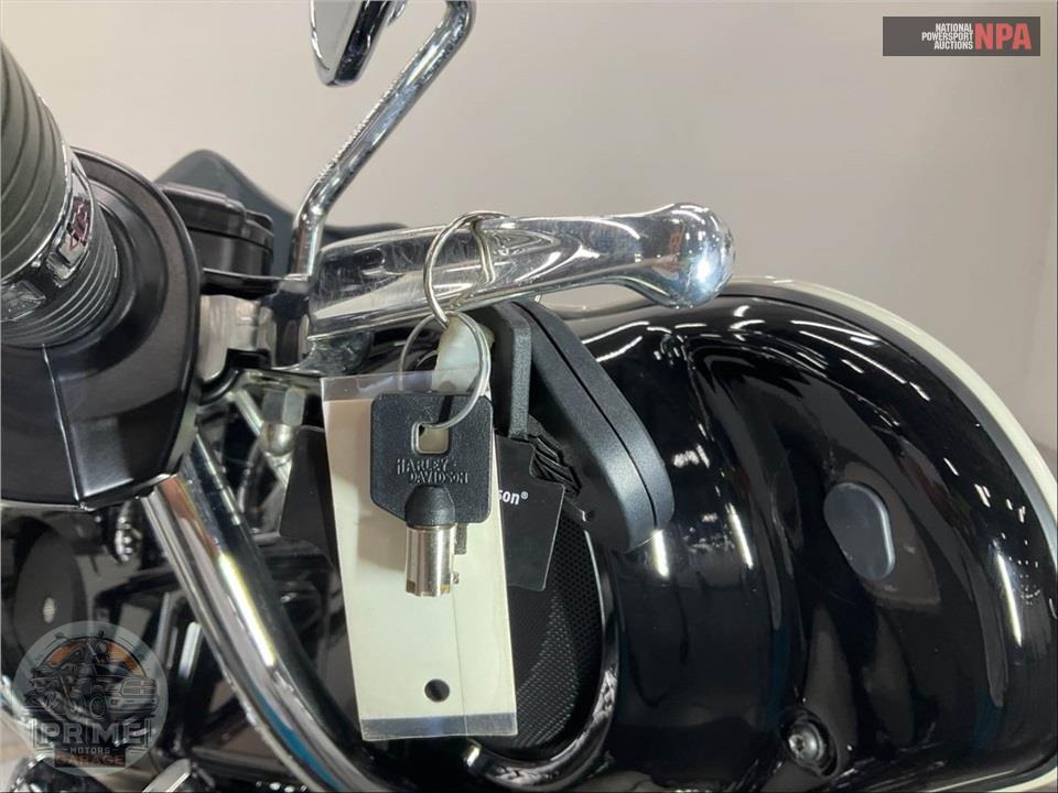 2022 Harley-Davidson FLHXS STREET GLIDE SPECIAL — фото 11