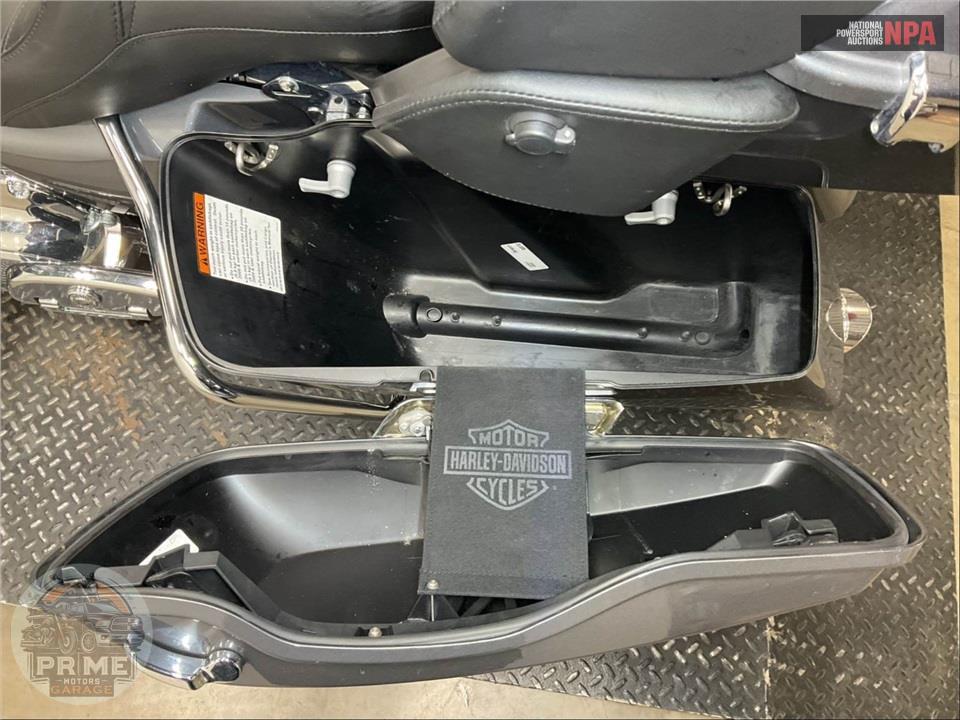 2022 Harley-Davidson FLHTK ULTRA LIMITED — фото 21