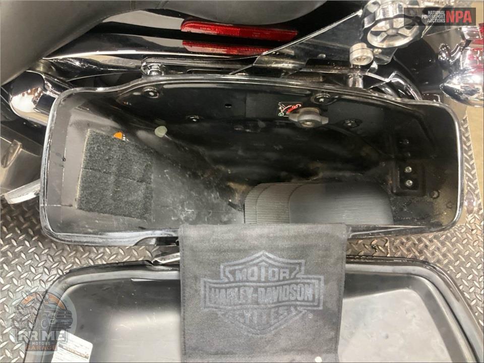 2012 Harley-Davidson FLD-103 DYNA SWITCHBACK — фото 17