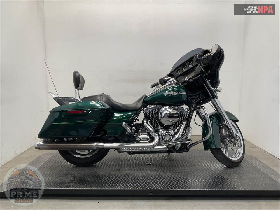 2015 Harley-Davidson FLHXS STREET GLIDE SPECIAL — фото 1