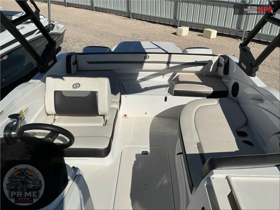 2024 Hurricane Boat SS 205 SUNDECK SPORT SERIES L=21/E=1 250HP MERC SD — фото 23