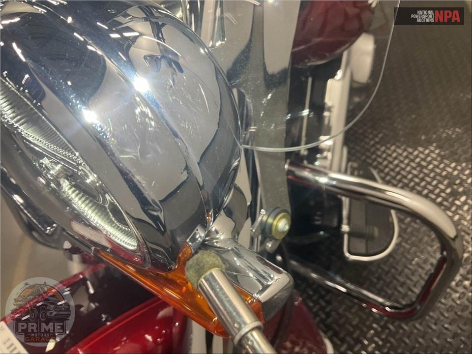 2018 Harley-Davidson FLDE DELUXE — фото 27