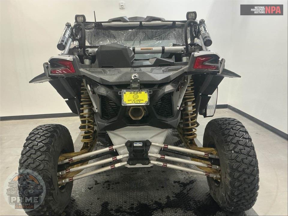 2020 Can-Am MAVERICK X3 X RS TURBO RR — фото 4