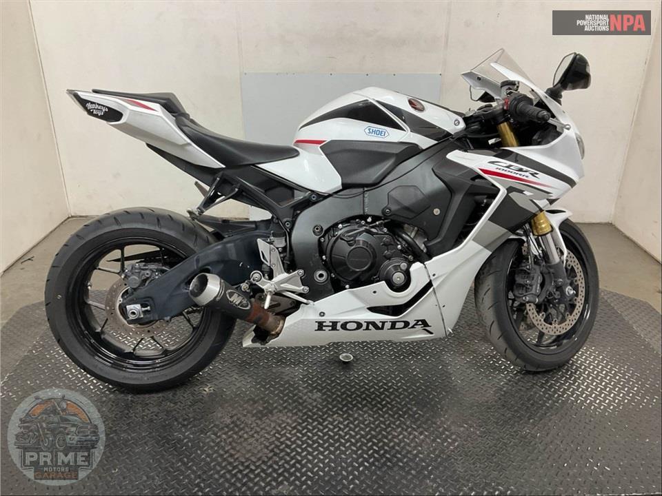 2025 Honda CBR1000RR — фото 1