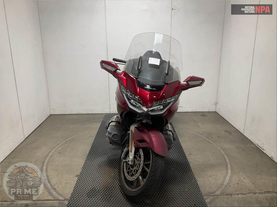 2018 Honda GL1800D GOLDWING TOUR DCT (RED) — фото 2