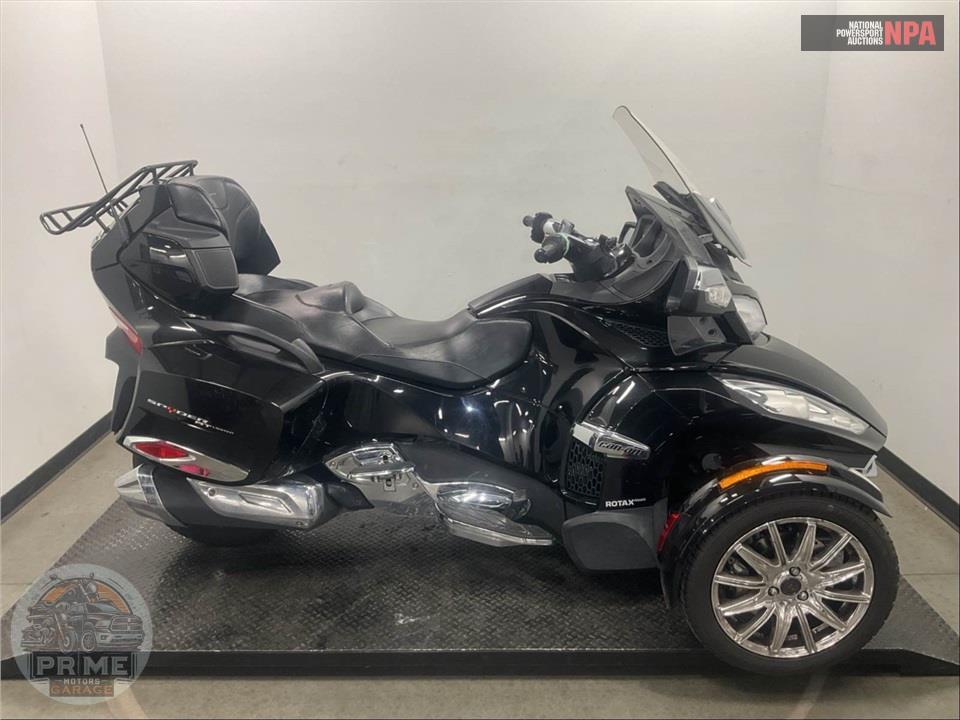 2016 Can-Am SPYDER RT SE6 LIMITED — фото 1