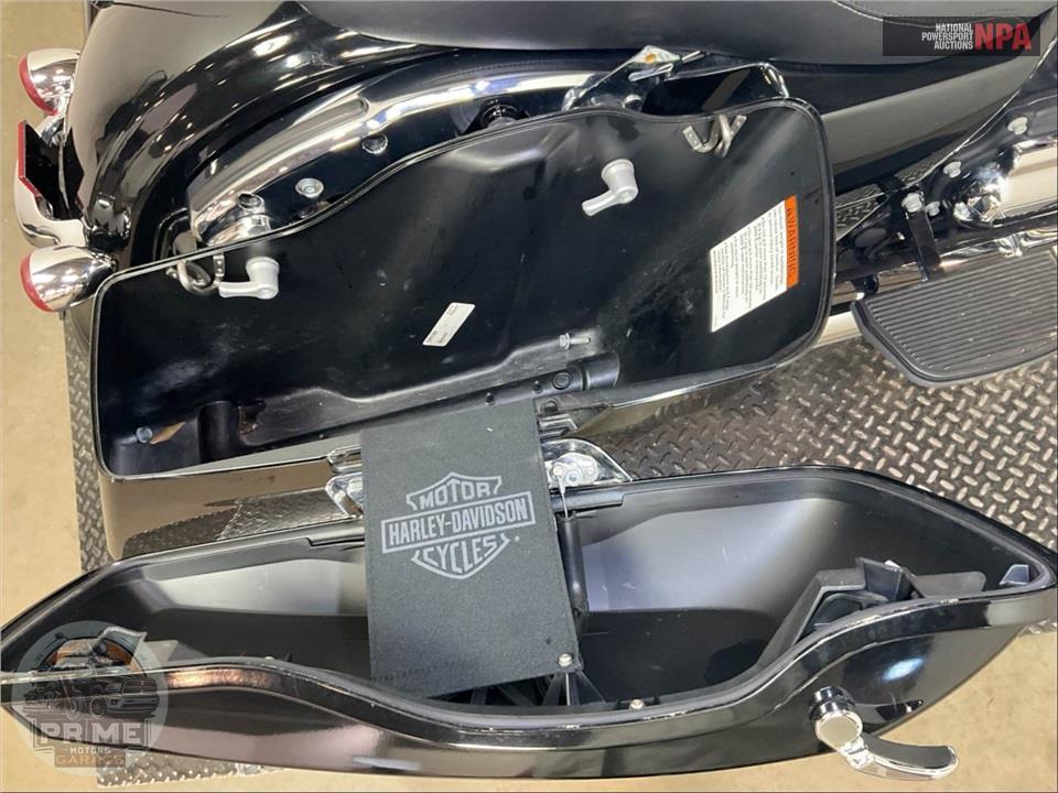 2020 Harley-Davidson FLHX STREET GLIDE — фото 20