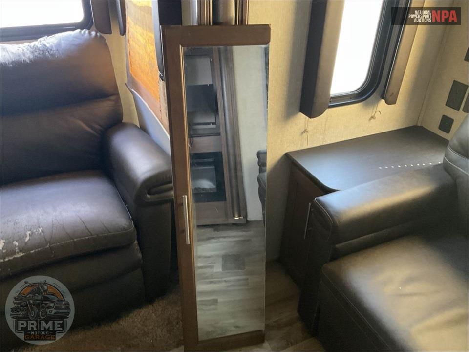 2019 Keystone Rv M-30 RLS - COUGAR FIFTH WHEEL SERIES — фото 13