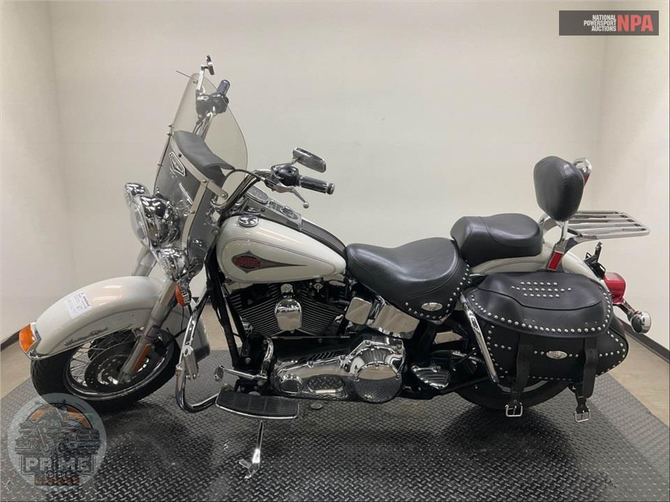 2002 Harley-Davidson FLSTC HERITAGE SOFTAIL CLASSIC — фото 3