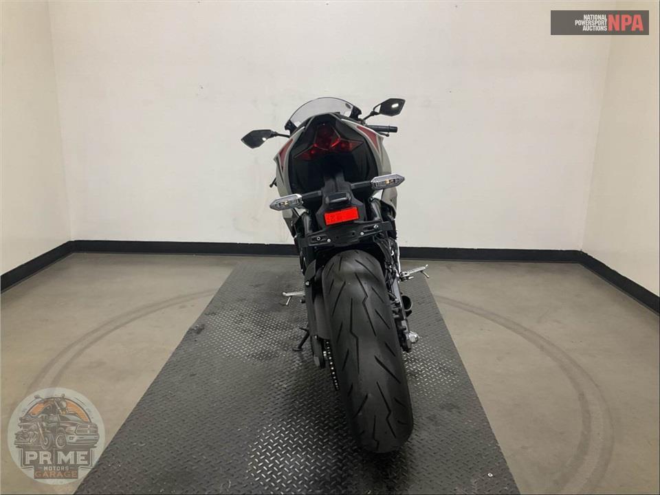 2025 Kawasaki ZX636KSFAL NINJA ZX-6R — фото 4