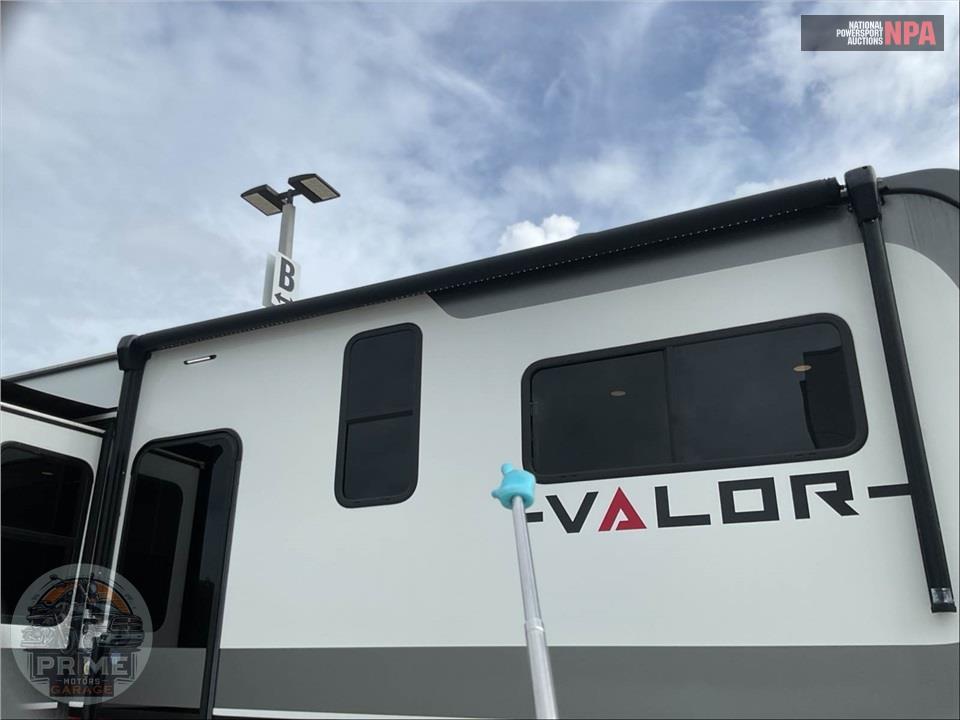2024 Alliance Rv M-42V13 - VALOR FIFTH WHEEL SERIES — фото 48