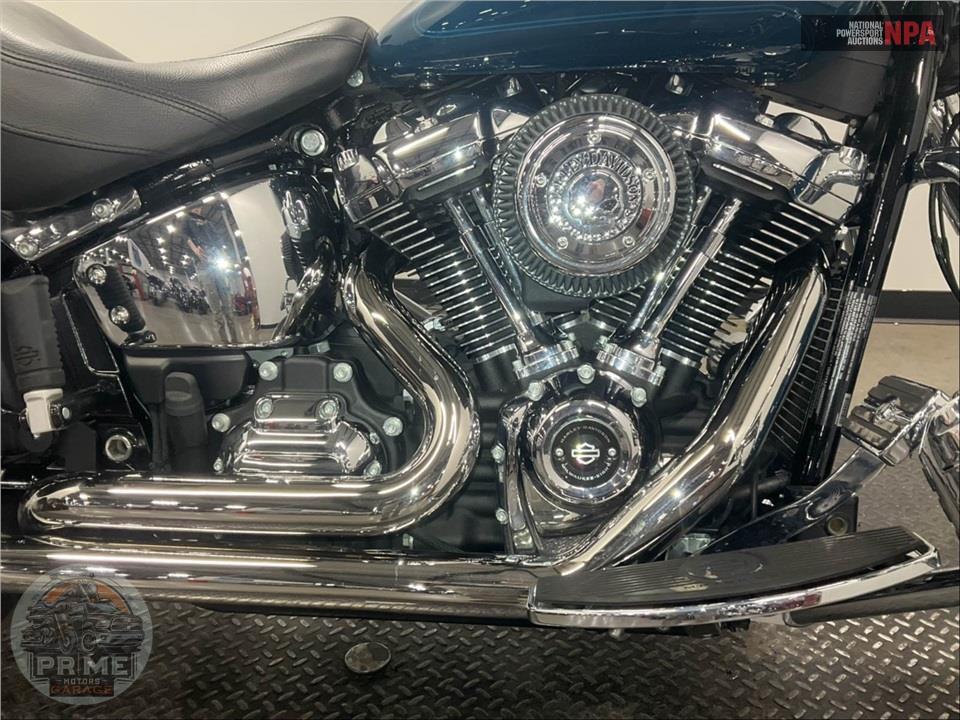 2021 Harley-Davidson FLHC HERITAGE CLASSIC — фото 6