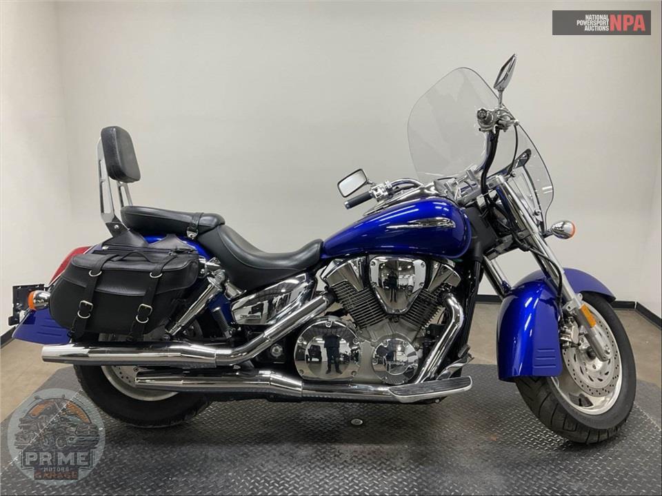 2009 Honda VTX1300R9 — фото 1
