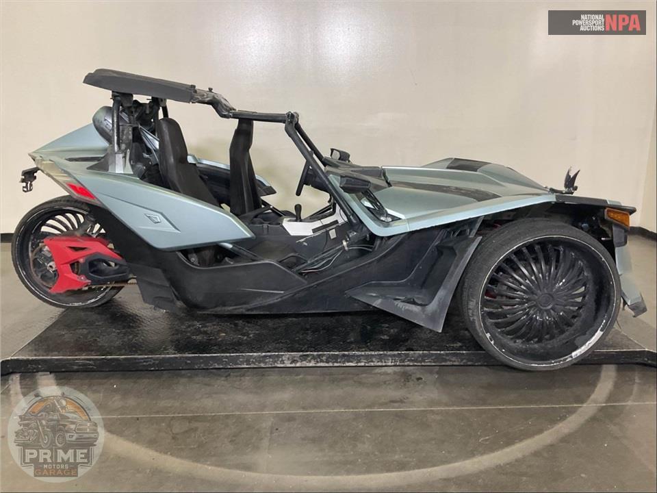 2021 POLARIS SLINGSHOT S