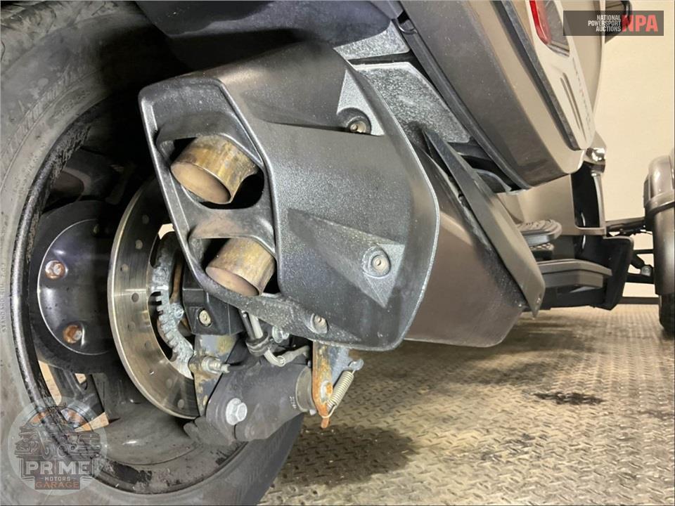 2013 Can-Am SPYDER RT-S SE5 — фото 11