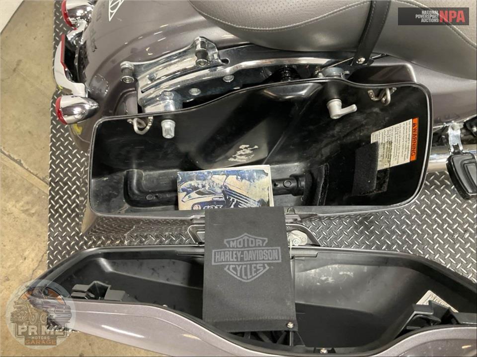 2016 Harley-Davidson FLTRX ROAD GLIDE — фото 25