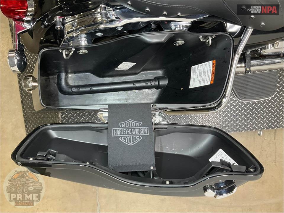 2015 Harley-Davidson FLHR ROAD KING — фото 21