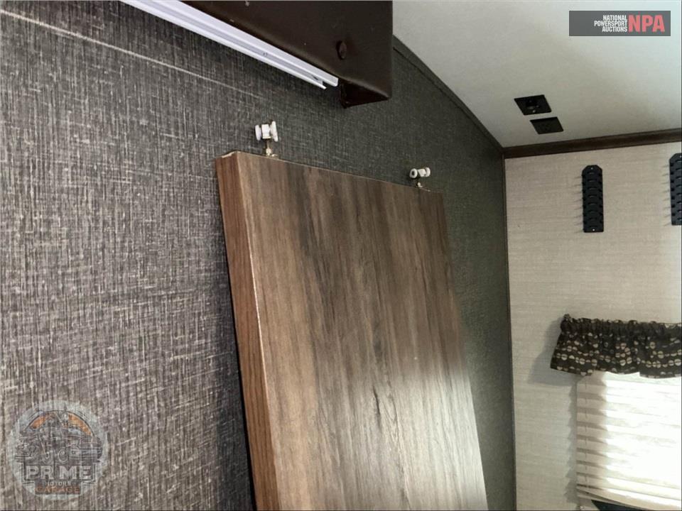 2015 Keystone Rv M-32 ROB - COUGAR X-LITE SERIES — фото 22