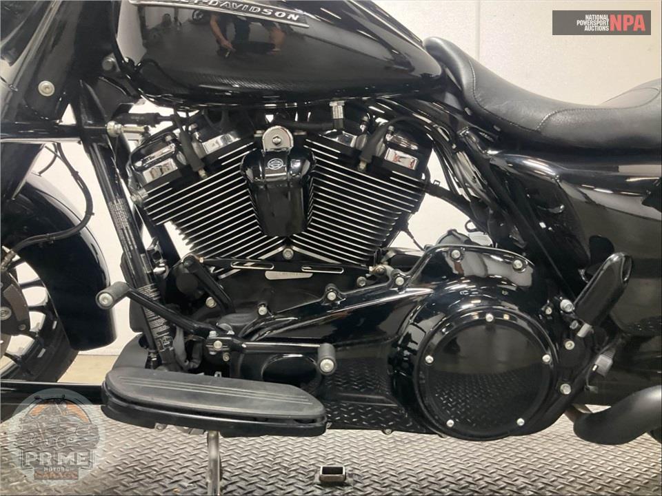2017 Harley-Davidson FLHRXS ROAD KING SPECIAL — фото 7