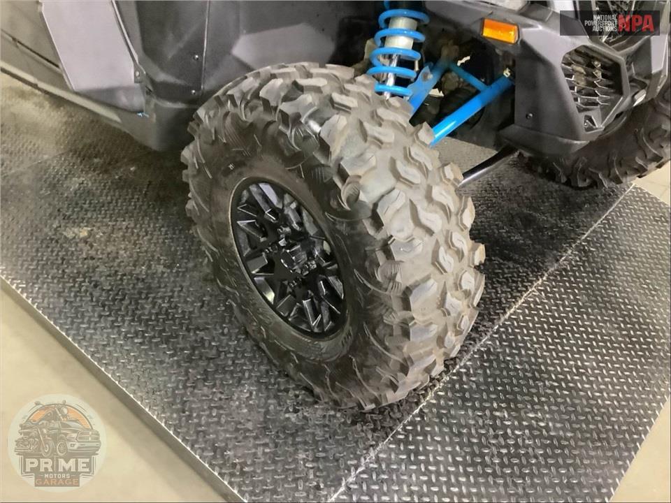 2023 Can-Am MAVERICK X3 DS TURBO RR 64 — фото 23
