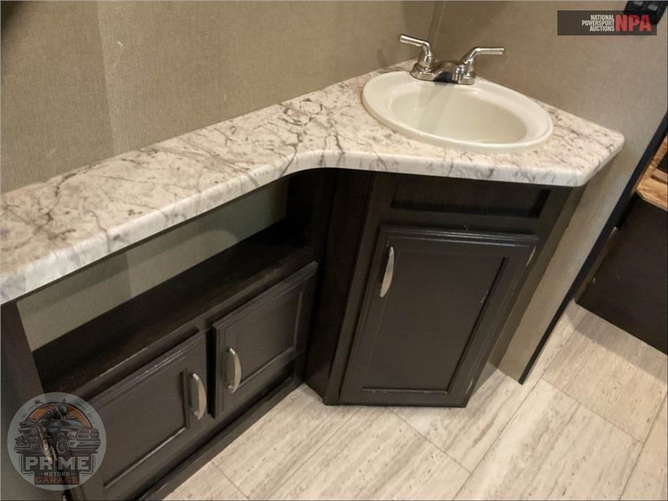 2019 Grand Design Recreational Vehicles M-2500RL IMAGINE SERIES — фото 15