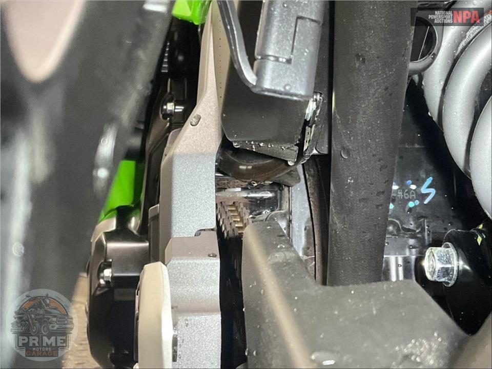 2025 Kawasaki EX650PSFAL NINJA 650 ABS — фото 10